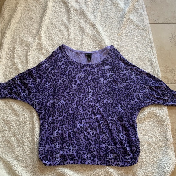 Lane Bryant purple leopard print top 26/28 - Picture 2 of 3